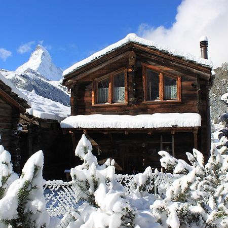 Style Chalet Otel Zermatt Oda fotoğraf